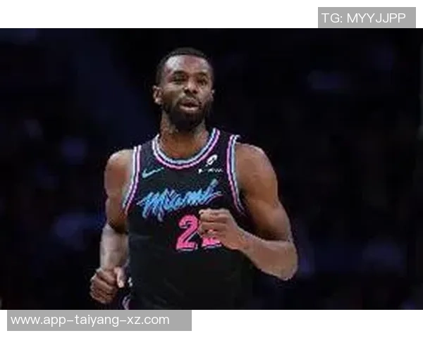 维金斯半场表现平平三分球和罚球均未命中仅得10分